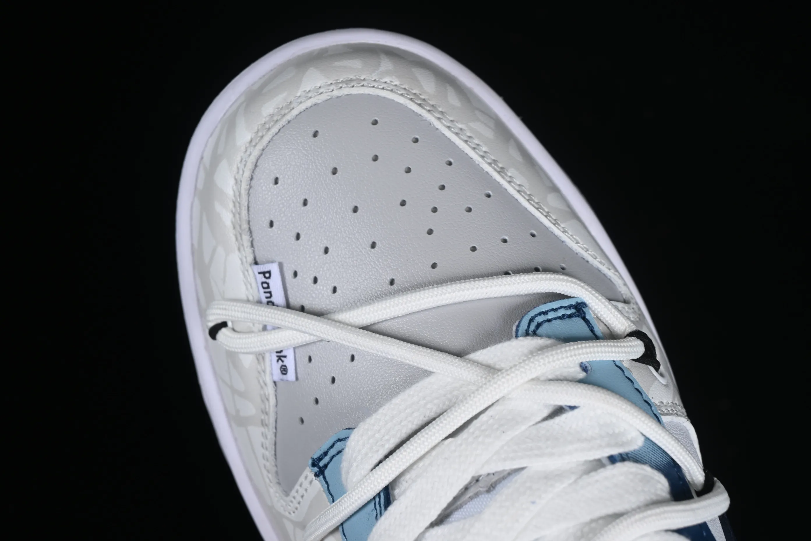 All Categories Nk SB Dunk Series Nk SB Dunk Low Low-top sneakers Nk Dunk Low Panda Prank Interstellar - Oblivion SB strappy low-top casual sneakers DV0831-101